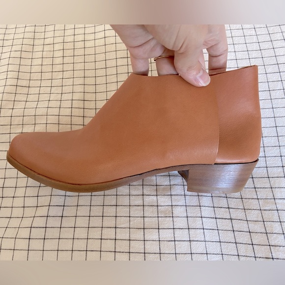 Sevilla Smith Terilyn - Picture 7 of 8